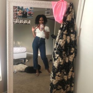 Meet your Posher, Alfre